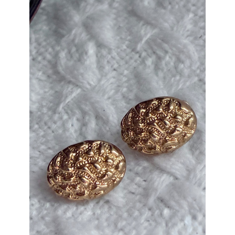 Vintage Gold Tone Ornate Filigree Oval Stud Earrings Statement Jewelry